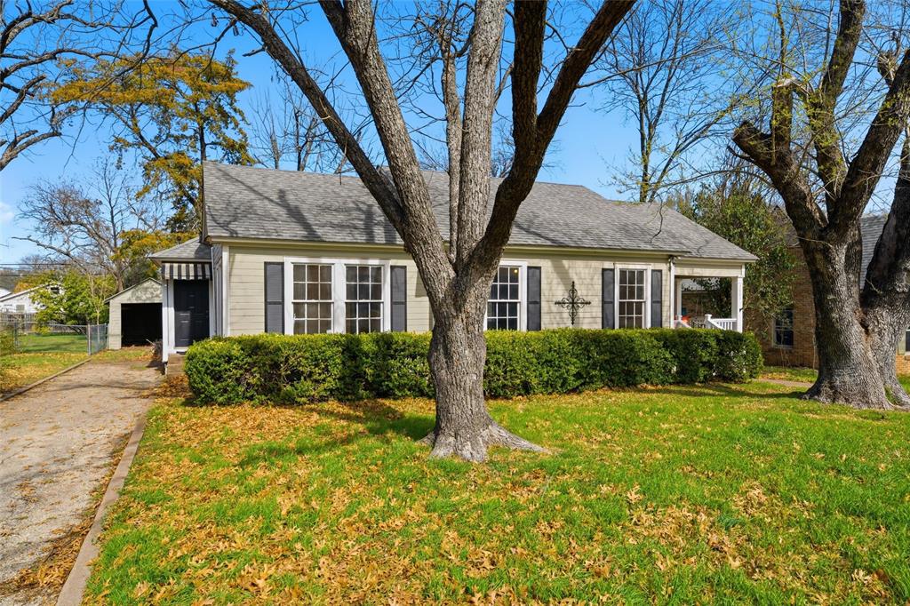 3005 Windsor Avenue Waco, TX 76708 - Photo 2 of 37 a front view of a house with a yard