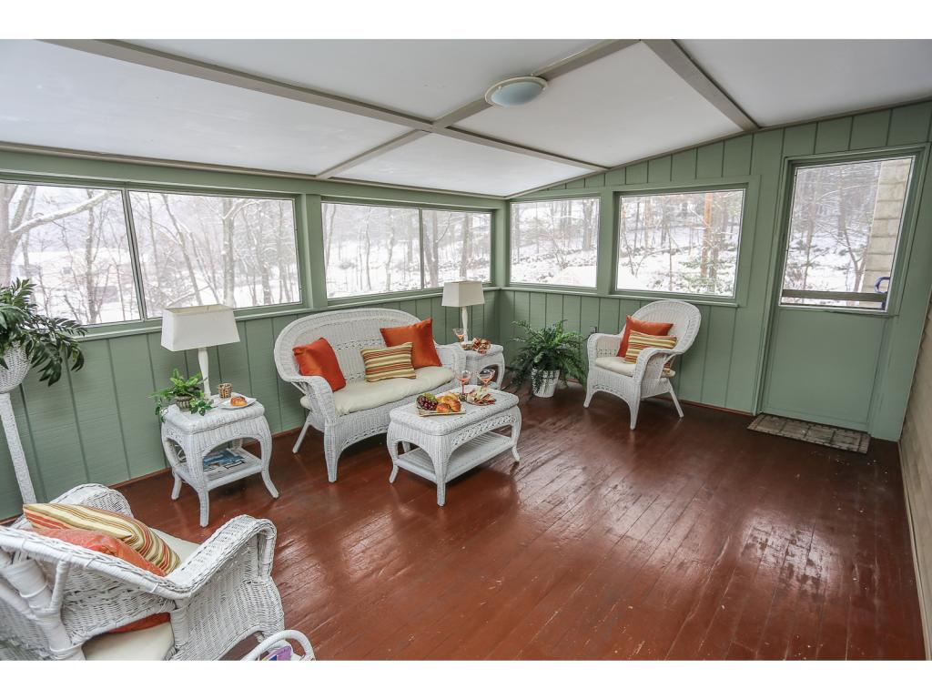 193 North Amherst Road Bedford, NH 03110 - Photo 7 of 36
