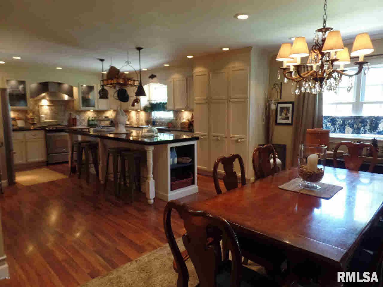 1410 Perkins Road Eldorado, IL 62930 - Photo 13 of 35 Gallery Image 13