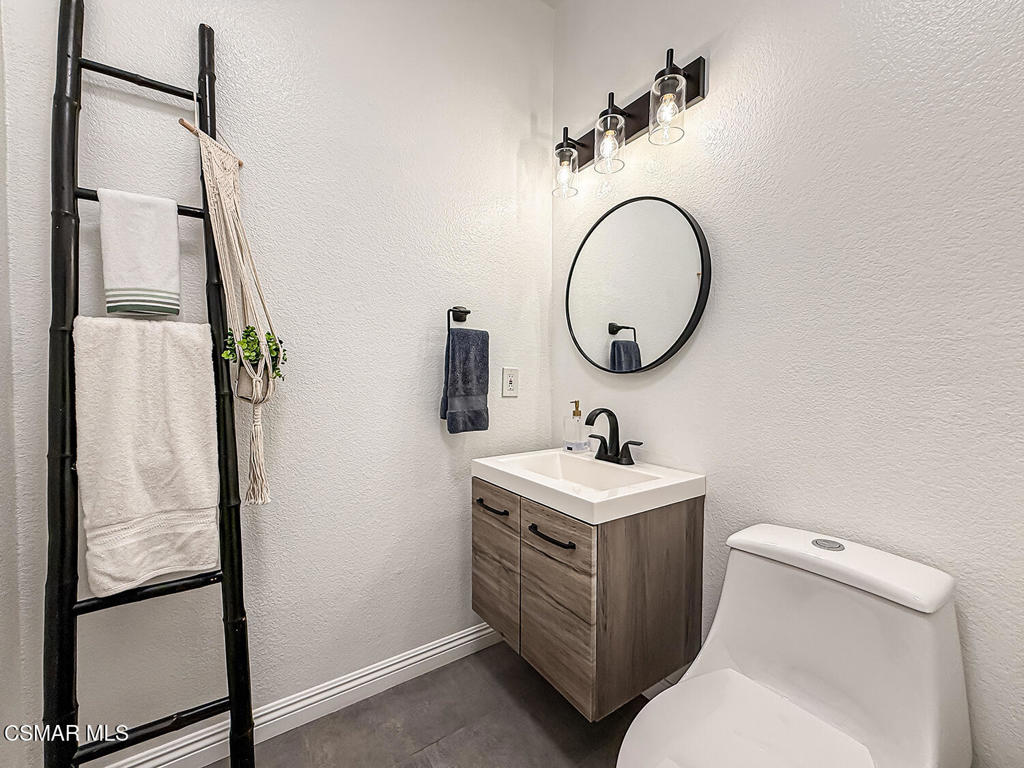 619 Hooper Avenue Simi Valley, CA 93065 - Photo 19 of 56