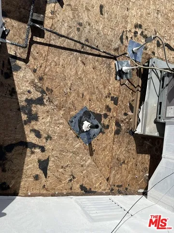 $9,247,000 | 23244 West Paloma Blanca Drive, Malibu, CA 90265