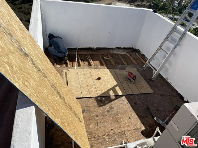 $9,247,000 | 23244 West Paloma Blanca Drive, Malibu, CA 90265