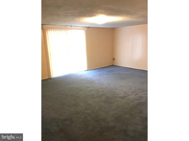 $2,100 | 1643 Powell Road, Brookhaven, PA 19015