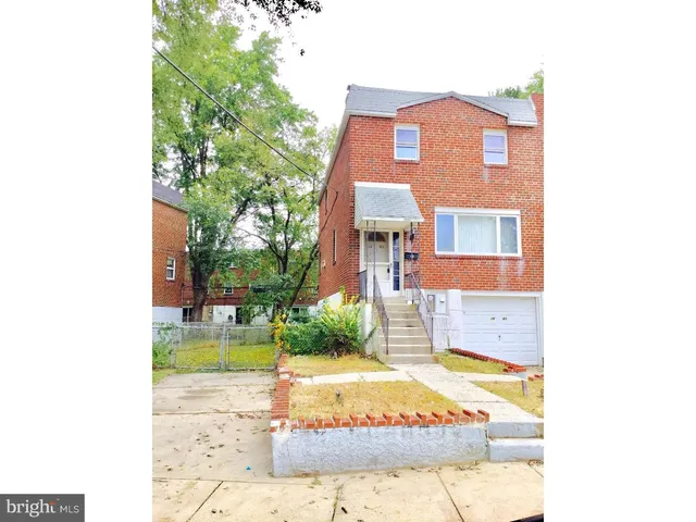 $2,100 | 1643 Powell Road, Brookhaven, PA 19015