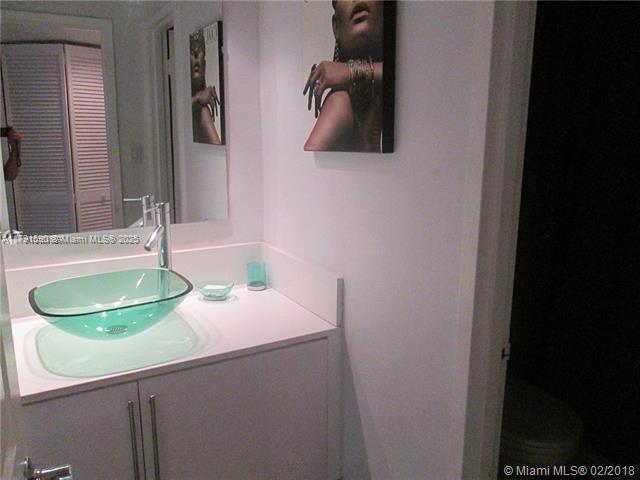 100 Lincoln Road, Unit 705 Miami Beach, FL 33139 - Photo 11 of 16