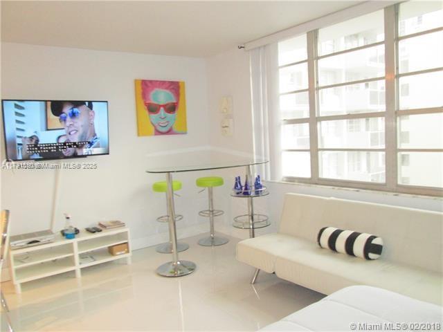 100 Lincoln Road, Unit 705 Miami Beach, FL 33139 - Photo 5 of 16