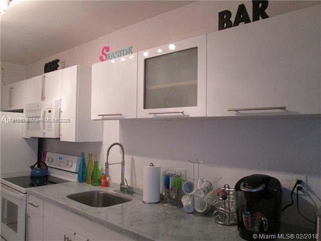 100 Lincoln Road, Unit 705 Miami Beach, FL 33139 - Photo 8 of 16