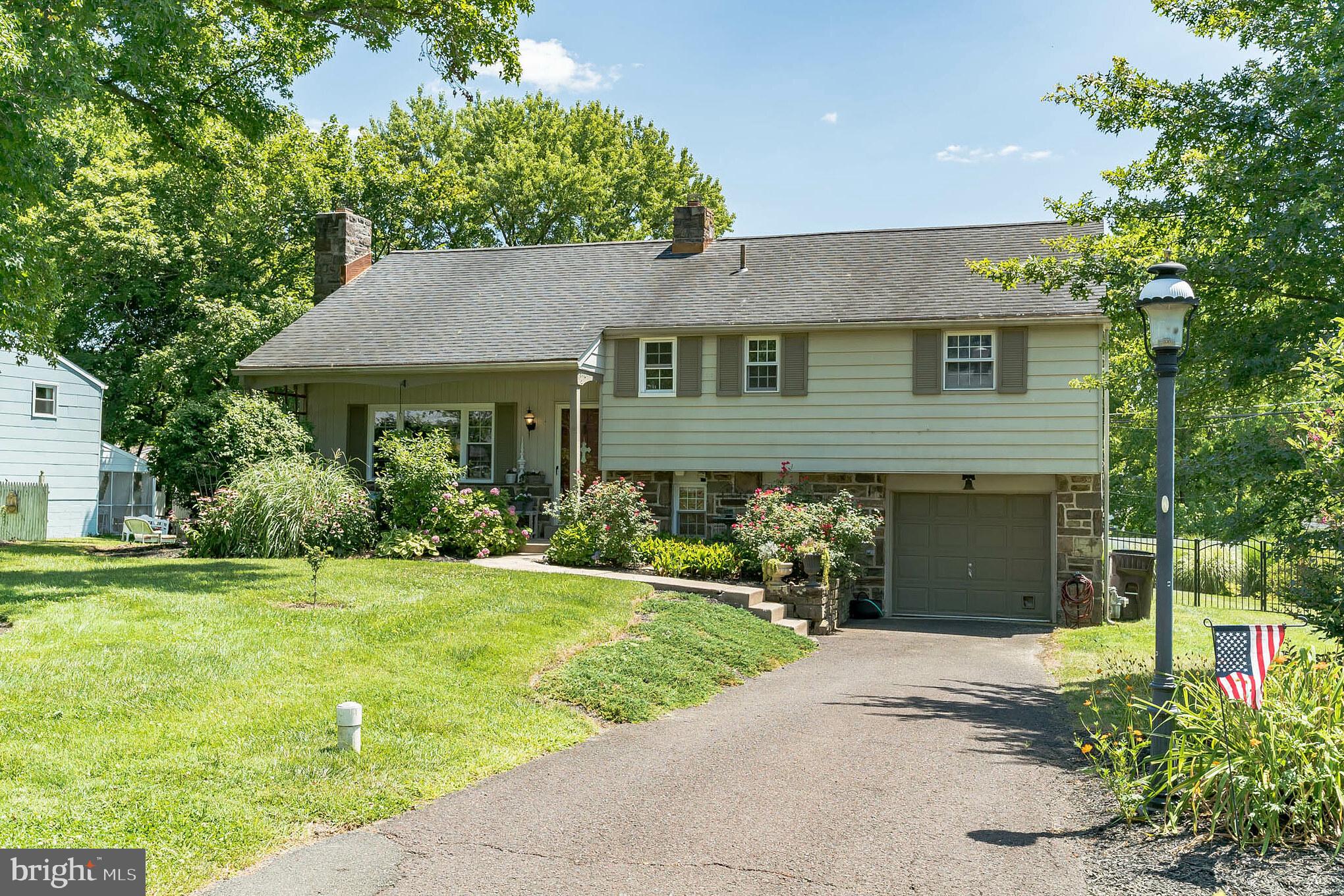 305 Croft Road North Wales, PA 19454 - Photo 2 of 40 Gallery Image 2