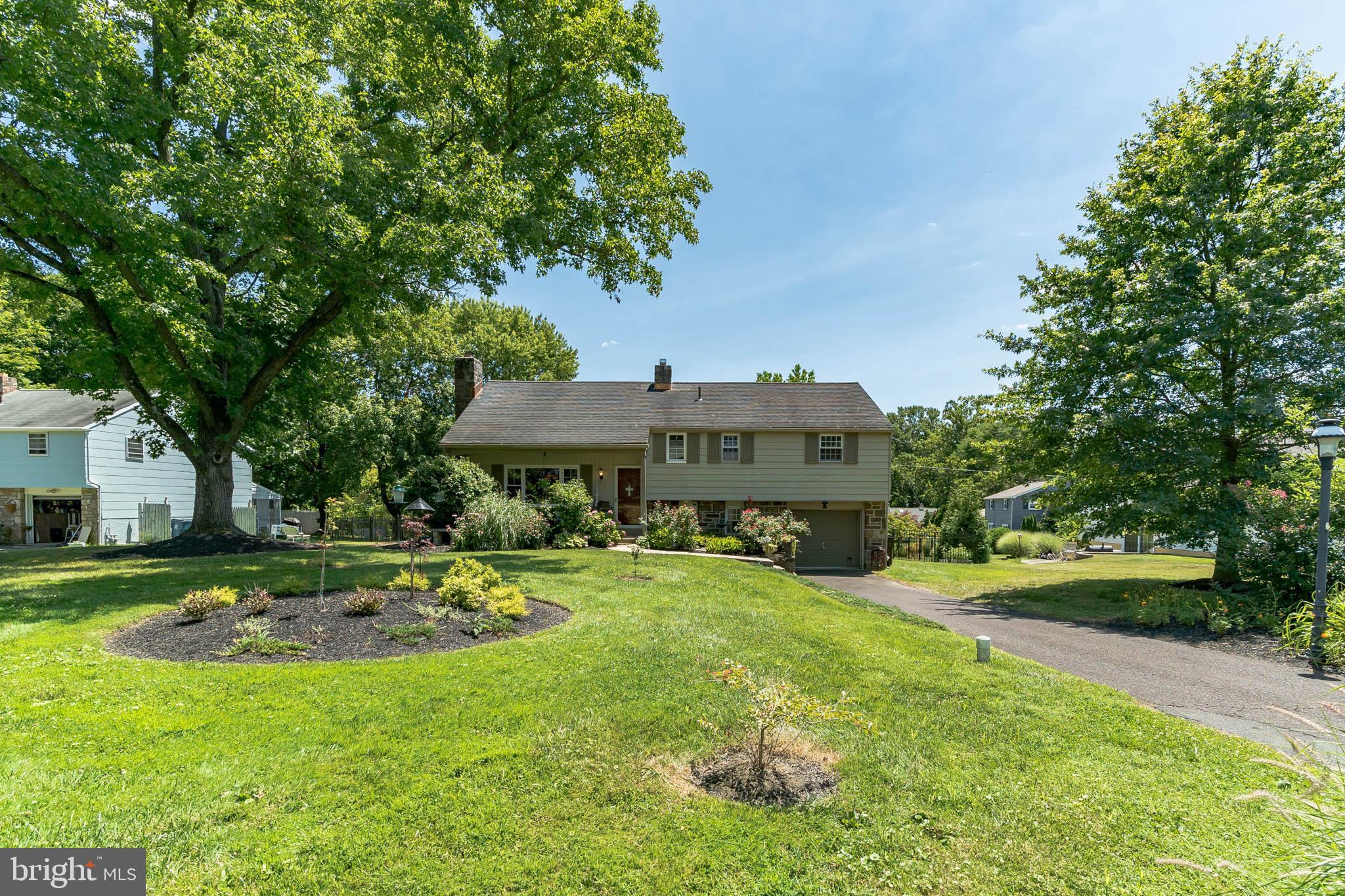305 Croft Road North Wales, PA 19454 - Photo 4 of 40 Gallery Image 4
