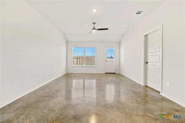 $1,500 | 1223 Concord Drive, Unit B, Copperas Cove, TX 76522