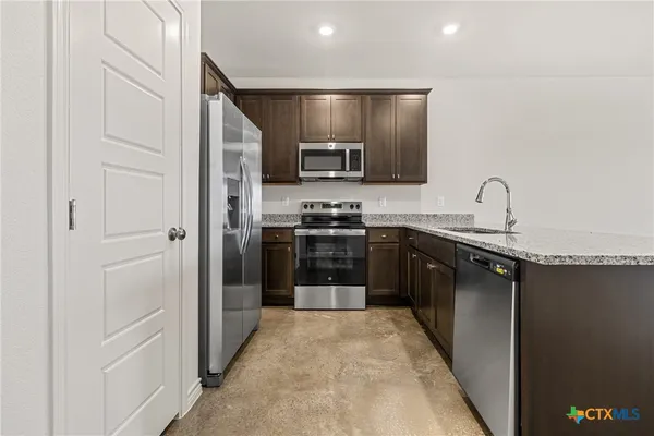 $1,500 | 1223 Concord Drive, Unit B, Copperas Cove, TX 76522
