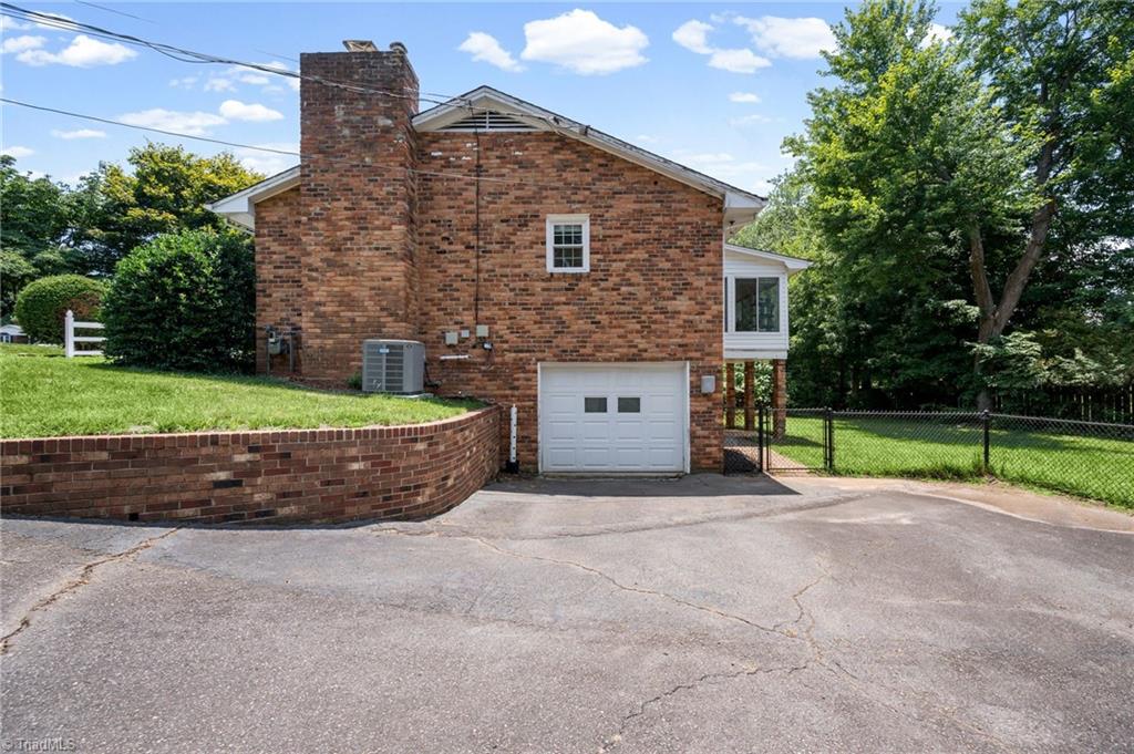 1650 Sandersted Road Southwest Winston-Salem, NC 27103 - Photo 36 of 43 Gallery Image 36