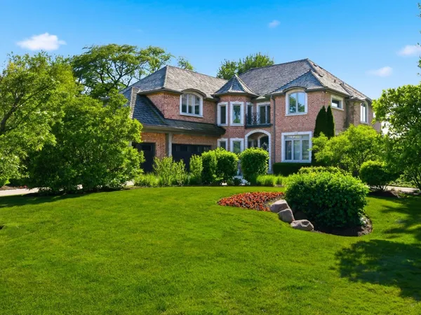 $3,300,000 | 809 Edgemont Lane, Park Ridge, IL 60068
