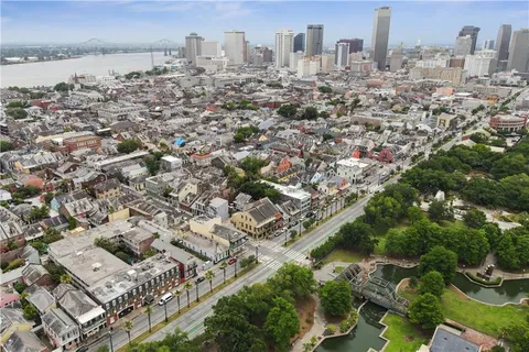 $1,499,000 | 914 North Rampart Street, New Orleans, LA 70116