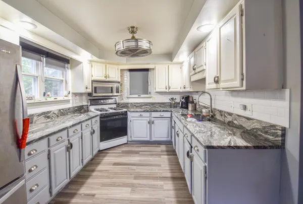 $245,000 | 199 Grand Street, Coldwater, MI 49036