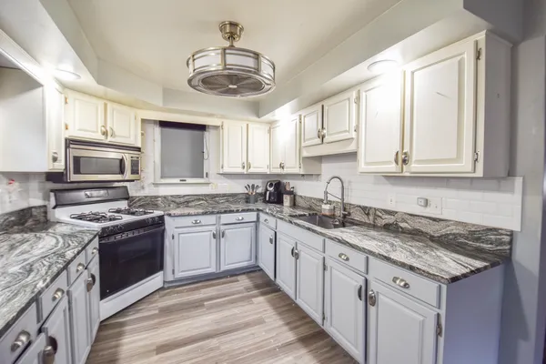 $245,000 | 199 Grand Street, Coldwater, MI 49036