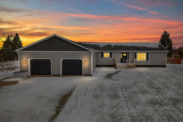 $345,000 | 228 Ambler Drive, Brooklyn, MI 49230