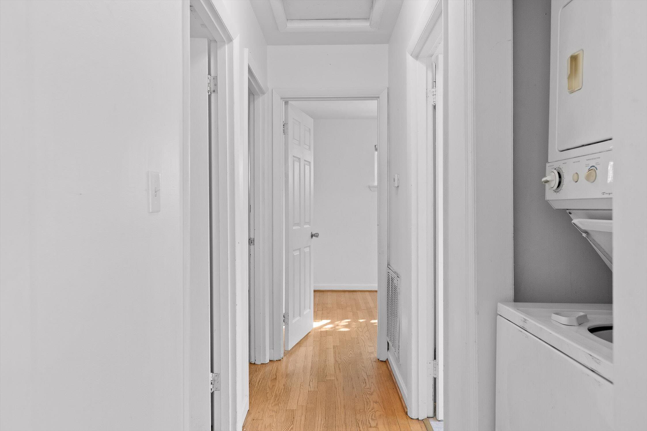 839 Clark Street Chattanooga, TN 37403 - Photo 19 of 36 Hall & Laundry Closet