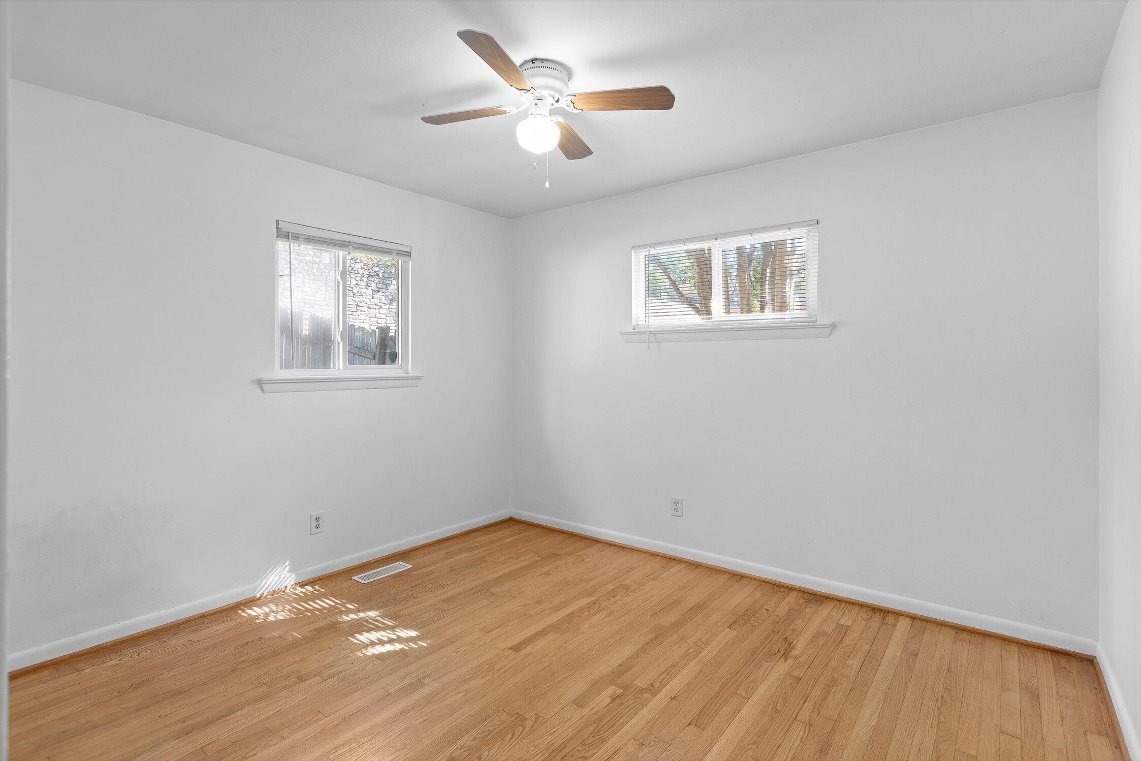 839 Clark Street Chattanooga, TN 37403 - Photo 23 of 36 Bedroom #2