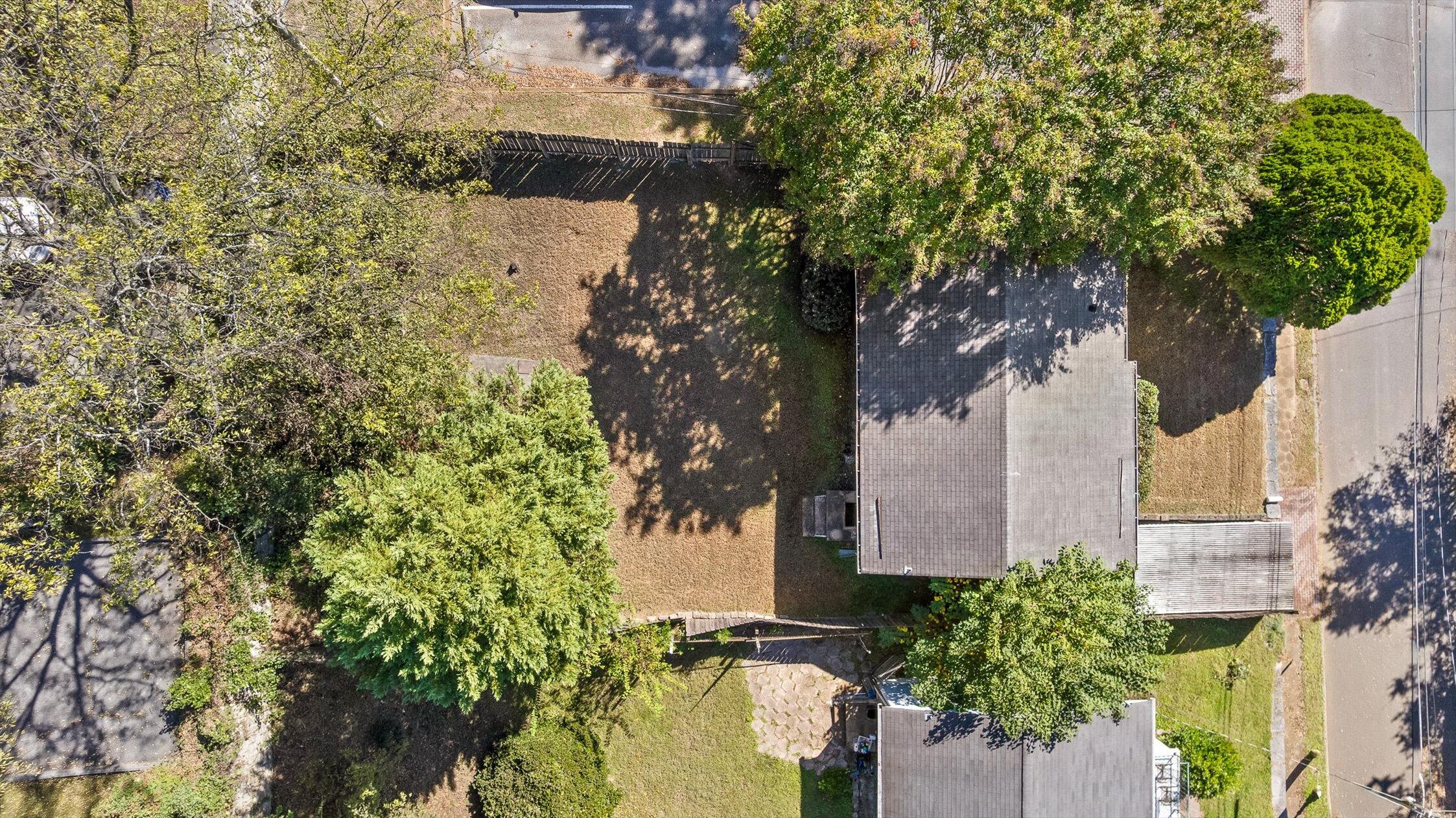 839 Clark Street Chattanooga, TN 37403 - Photo 29 of 36 Aerial