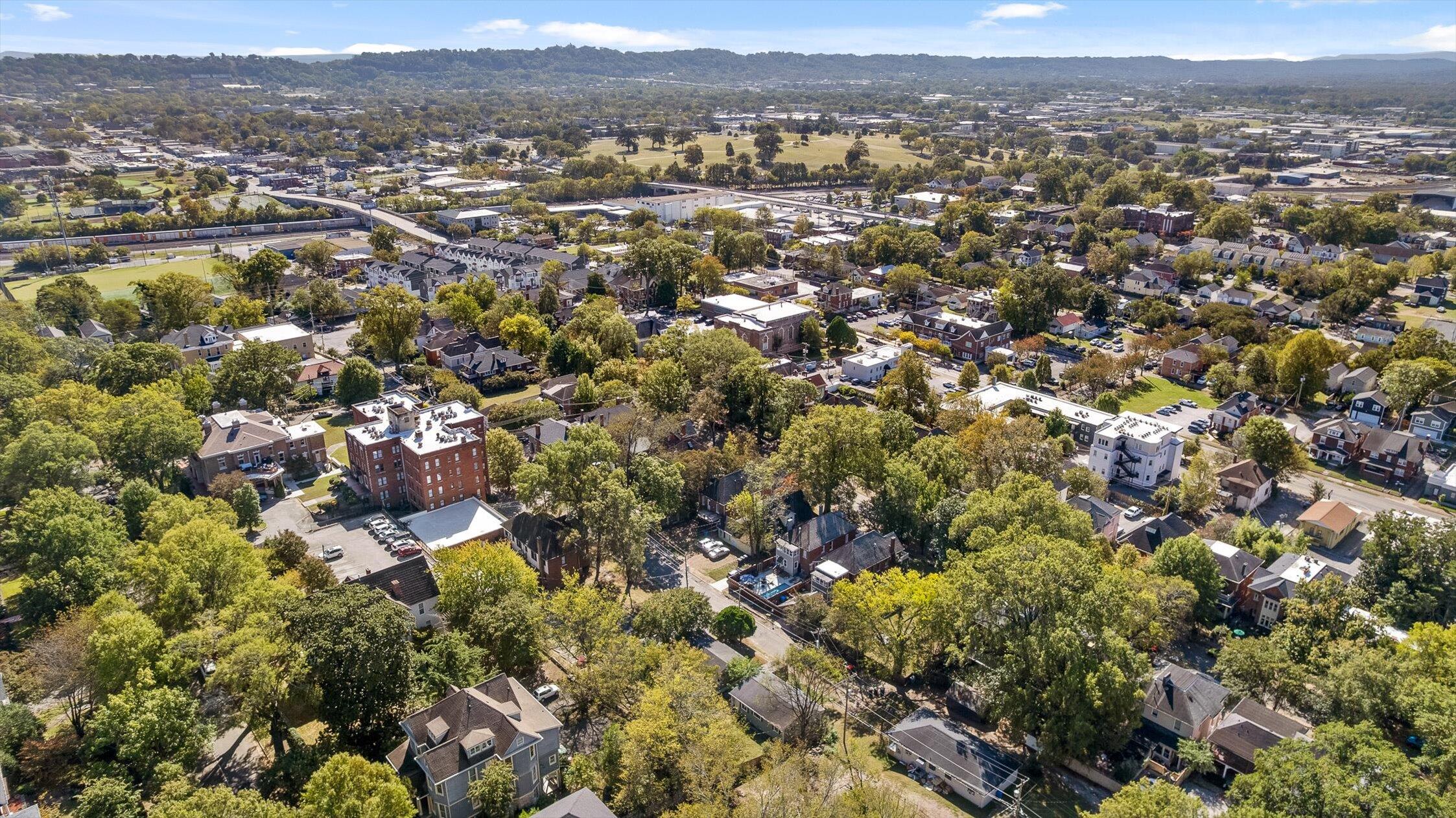 839 Clark Street Chattanooga, TN 37403 - Photo 33 of 36 Aerial