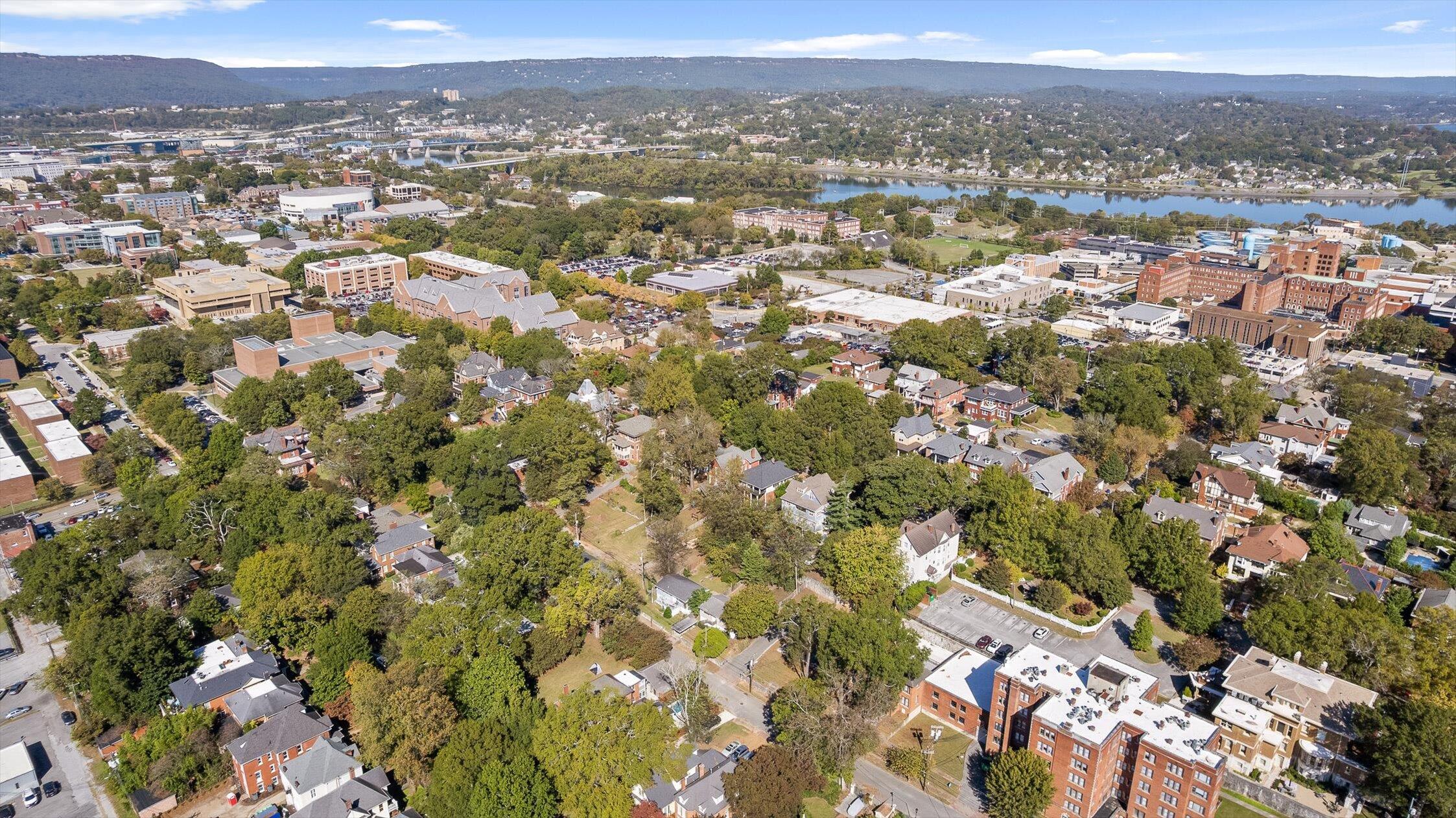 839 Clark Street Chattanooga, TN 37403 - Photo 35 of 36 Aerial