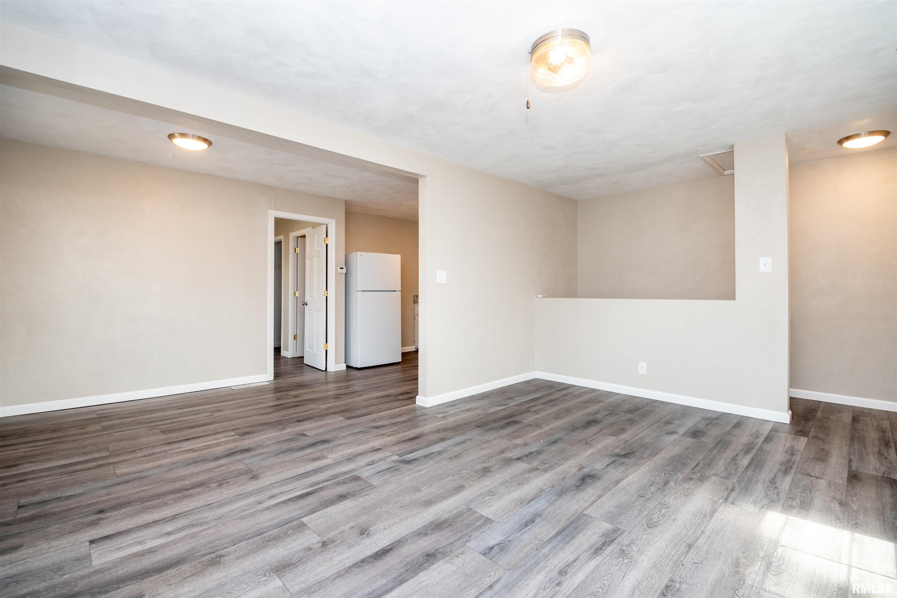 1020 Fall Street Pekin, IL 61554 - Photo 13 of 24