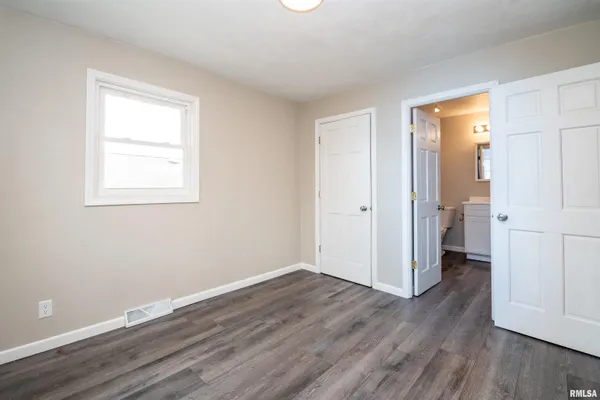 $110,000 | 1020 Fall Street, Pekin, IL 61554