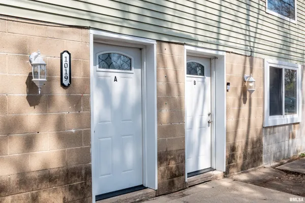 $110,000 | 1020 Fall Street, Pekin, IL 61554