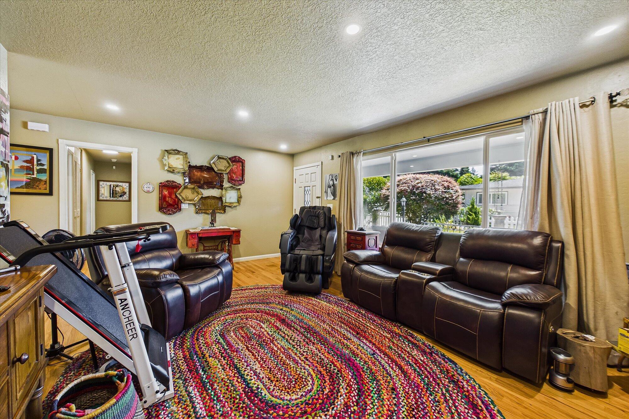 2105 Hurst Road Eureka, CA 95503 - Photo 12 of 54