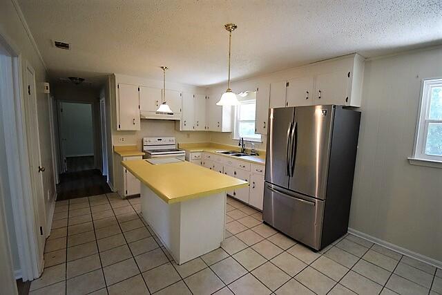 3235 Airport Road Crestview, FL 32539 - Photo 8 of 15 Kitchen
