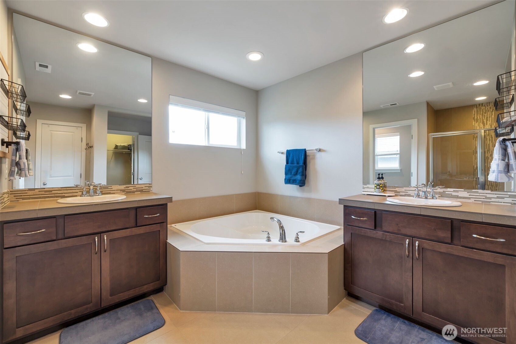 16223 5th Avenue Southeast Bothell, WA 98012 - Photo 23 of 40