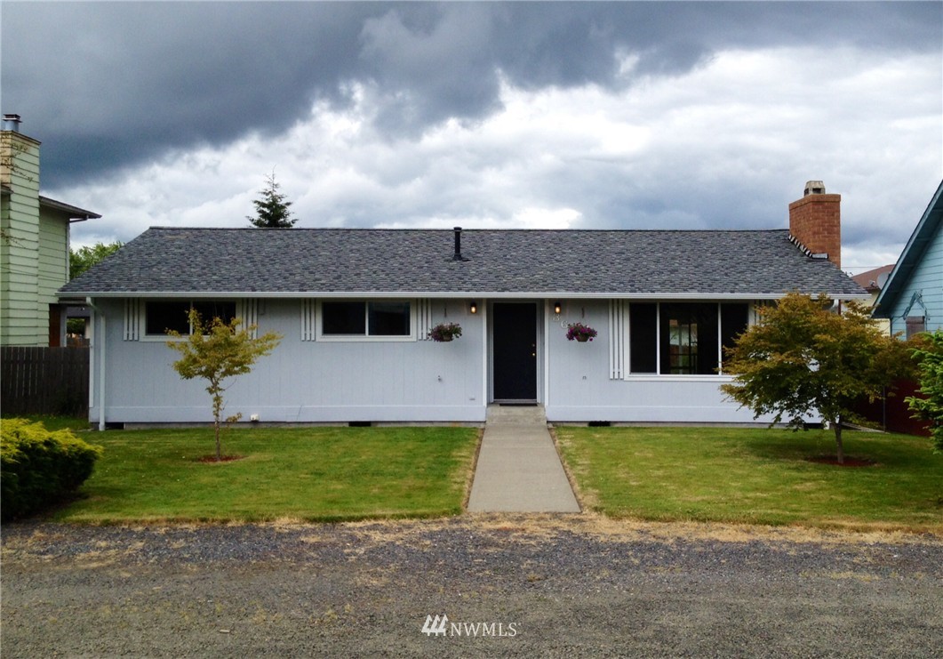 361 Southwest 14th Street Chehalis, WA 98532 - Photo 1 of 12 Gallery Image 1