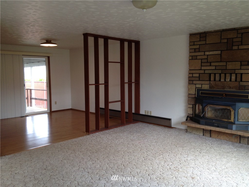 361 Southwest 14th Street Chehalis, WA 98532 - Photo 3 of 12 Gallery Image 3