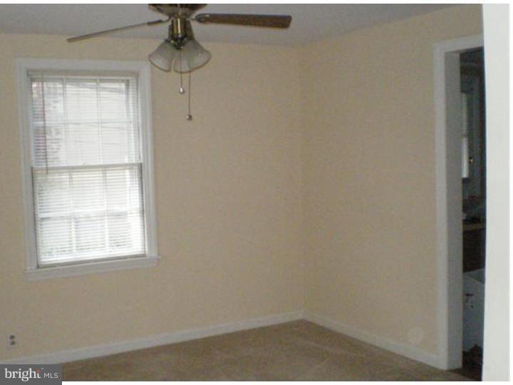 2593 Radcliffe Road Broomall, PA 19008 - Photo 11 of 25 Dining Room