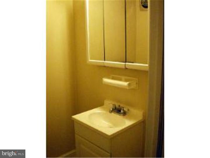 2593 Radcliffe Road Broomall, PA 19008 - Photo 14 of 25 Half Bath