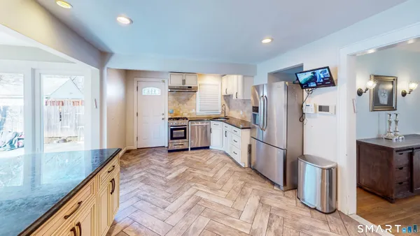 $3,950 | 1768 Ella T Grasso Boulevard, New Haven, CT 06511