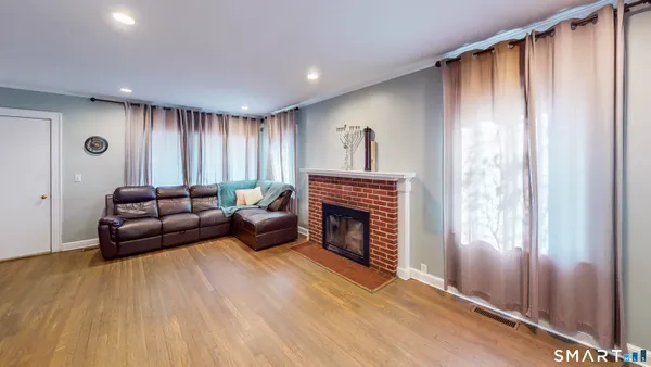 $3,950 | 1768 Ella T Grasso Boulevard, New Haven, CT 06511