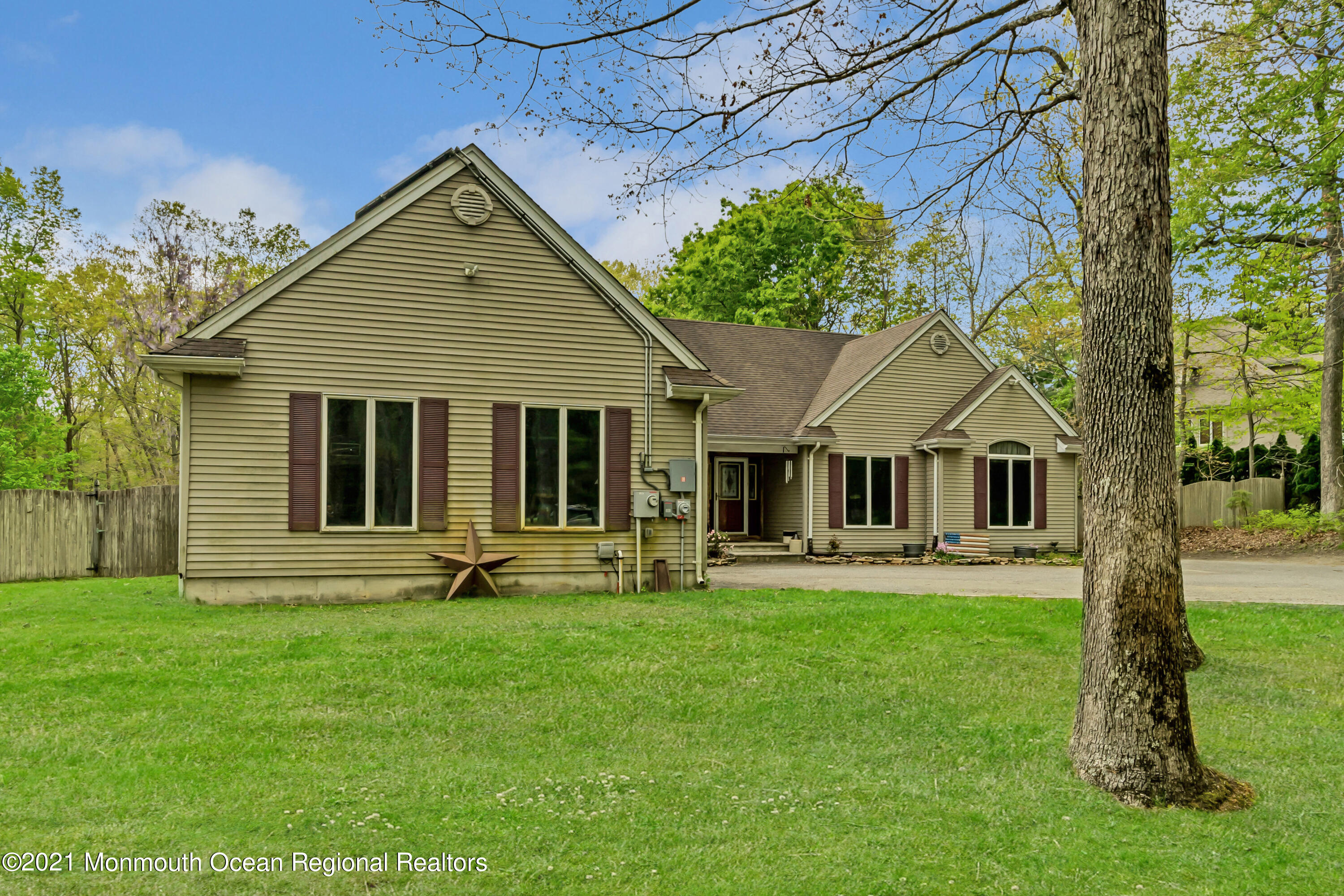 336 Clearstream Road Jackson, NJ 08527 - Photo 1 of 43 001_dsc00008_1b