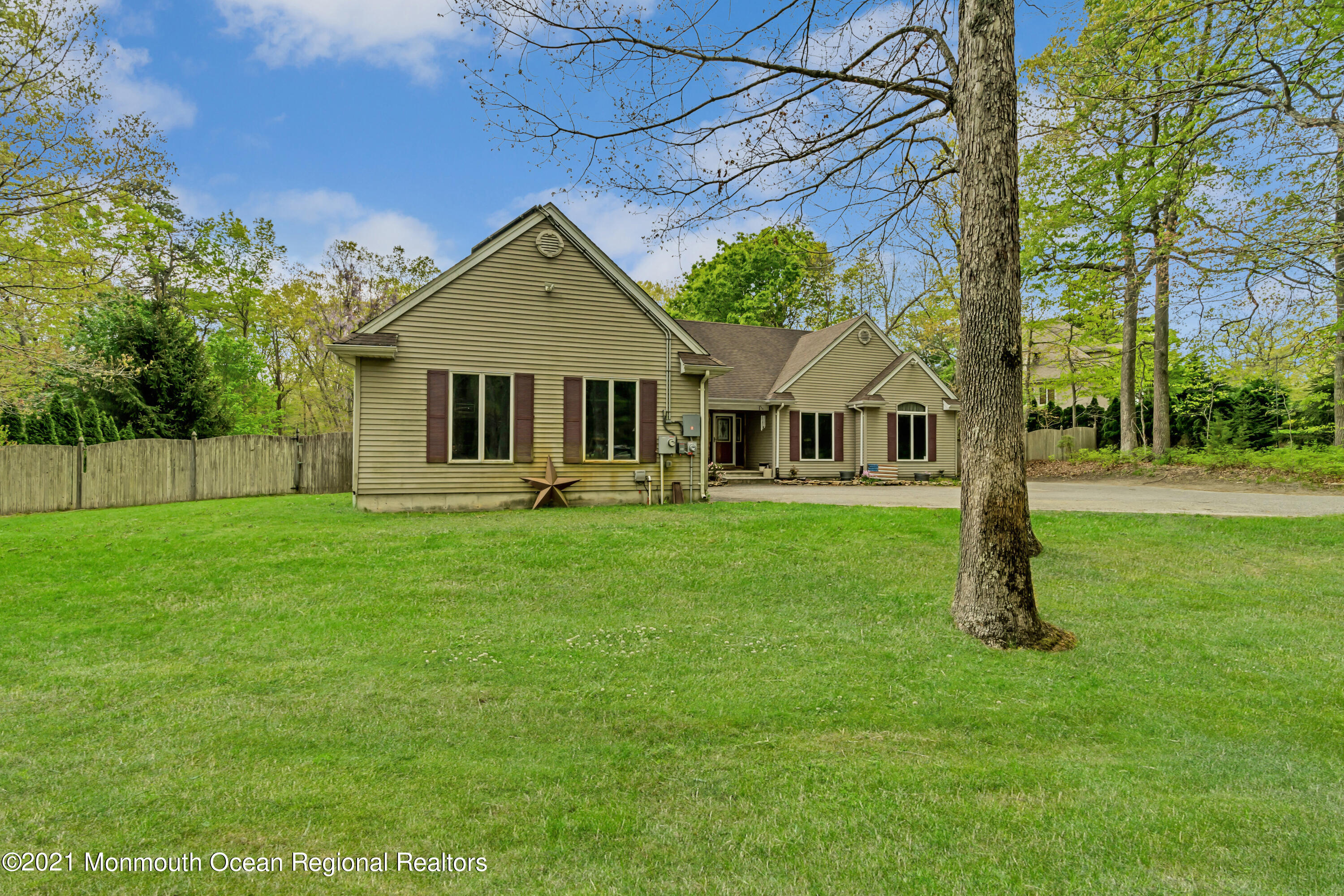 336 Clearstream Road Jackson, NJ 08527 - Photo 5 of 43 005_dsc00008_1