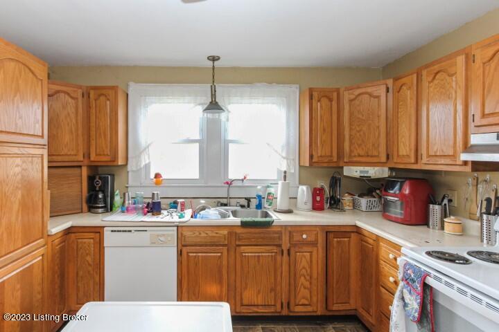 1400 Wildcat Road Lawrenceburg, KY 40342 - Photo 8 of 25 08 (Small)