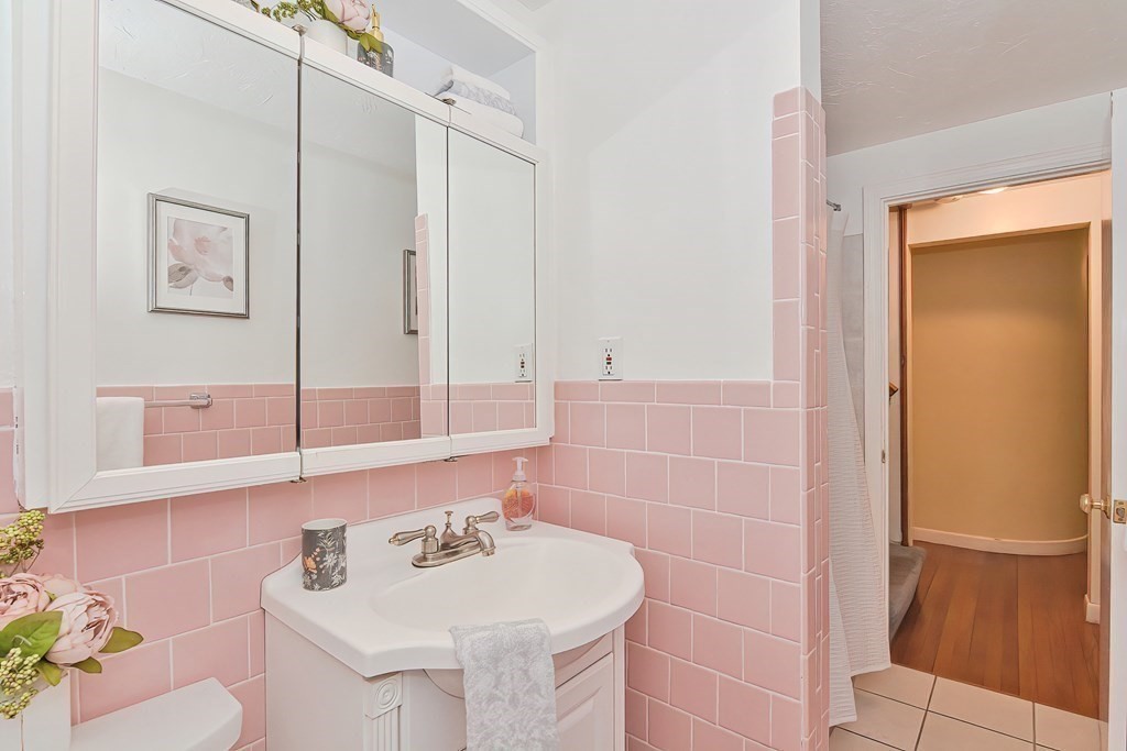 17 Agawam Road Acton, MA 01720 - Photo 19 of 28 Gallery Image 19