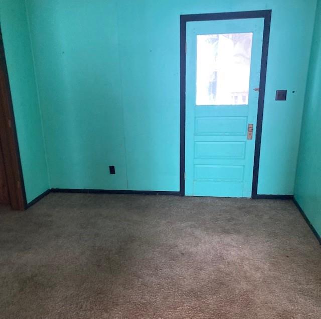 714 Reed Street Columbus, IN 47201 - Photo 3 of 4 Gallery Image 3