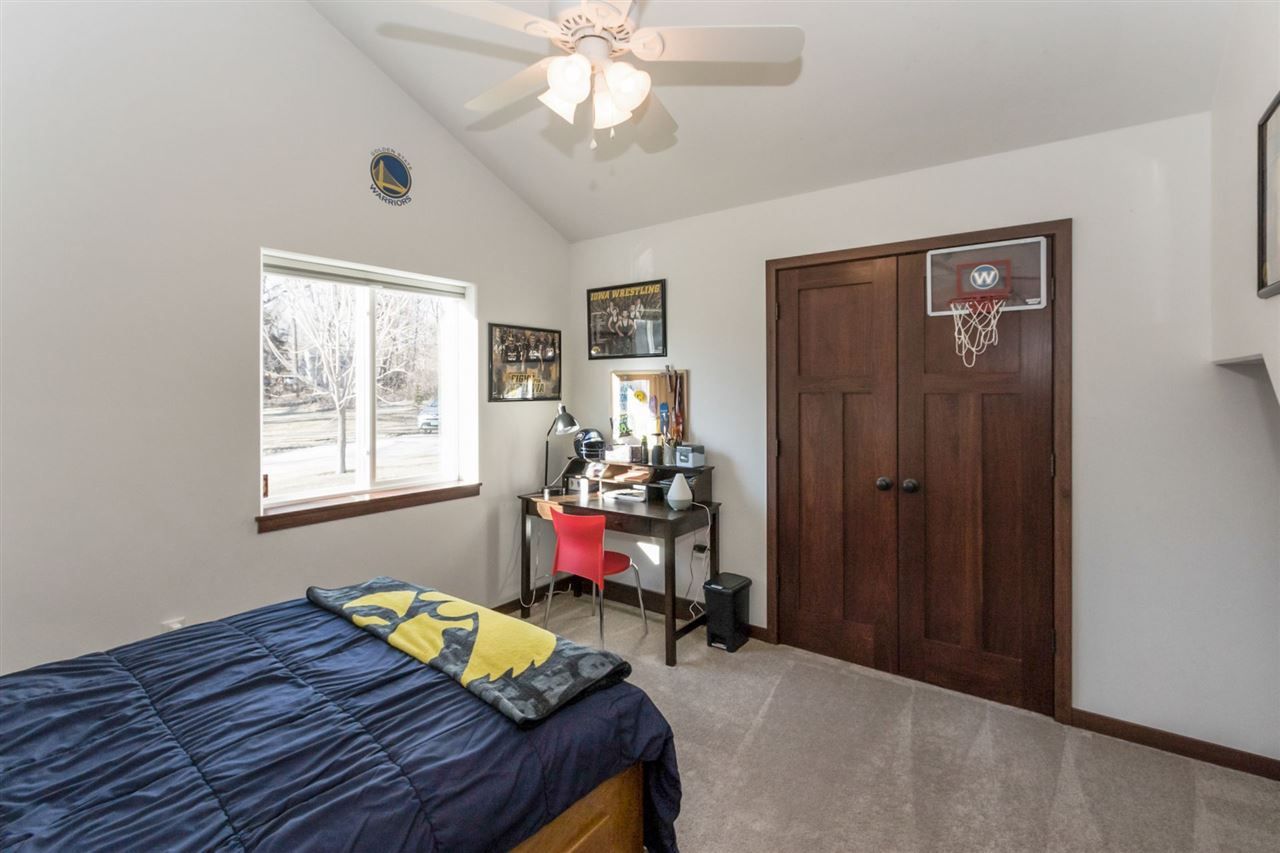 4029 West Overlook Road Northeast Iowa City, IA 52240 - Photo 24 of 50 Gallery Image 24