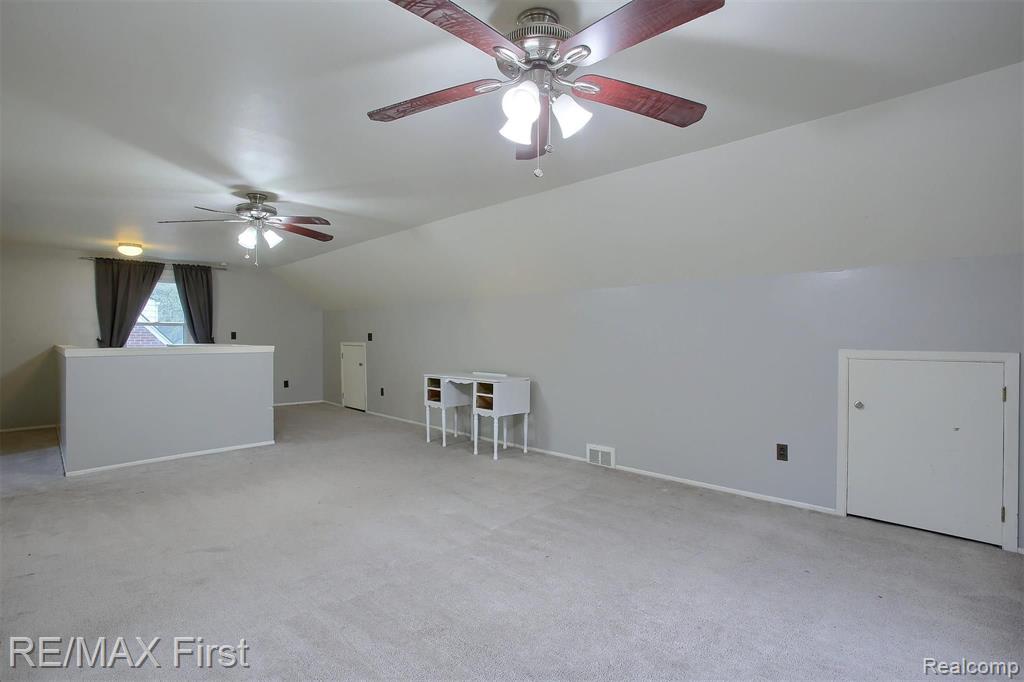 317 Ridgemont Road Grosse Pointe Farms, MI 48236 - Photo 13 of 20