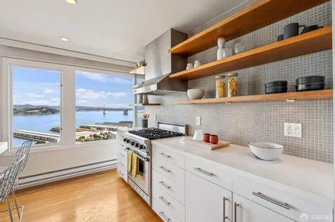 $1,650,000 | 333 Greenwich Street, Unit 3, San Francisco, CA 94133