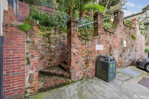 $1,650,000 | 333 Greenwich Street, Unit 3, San Francisco, CA 94133