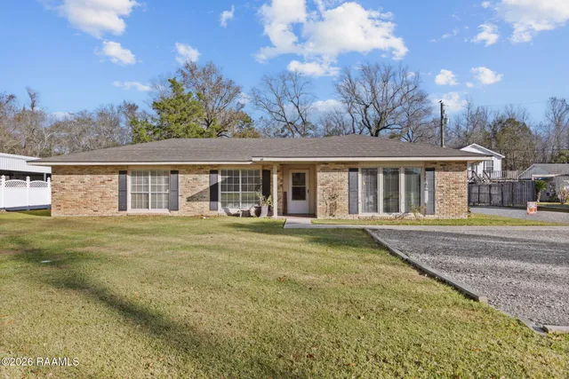 $195,000 | 510 Perry Drive, Abbeville, LA 70510