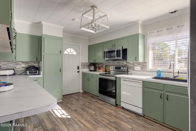 $195,000 | 510 Perry Drive, Abbeville, LA 70510