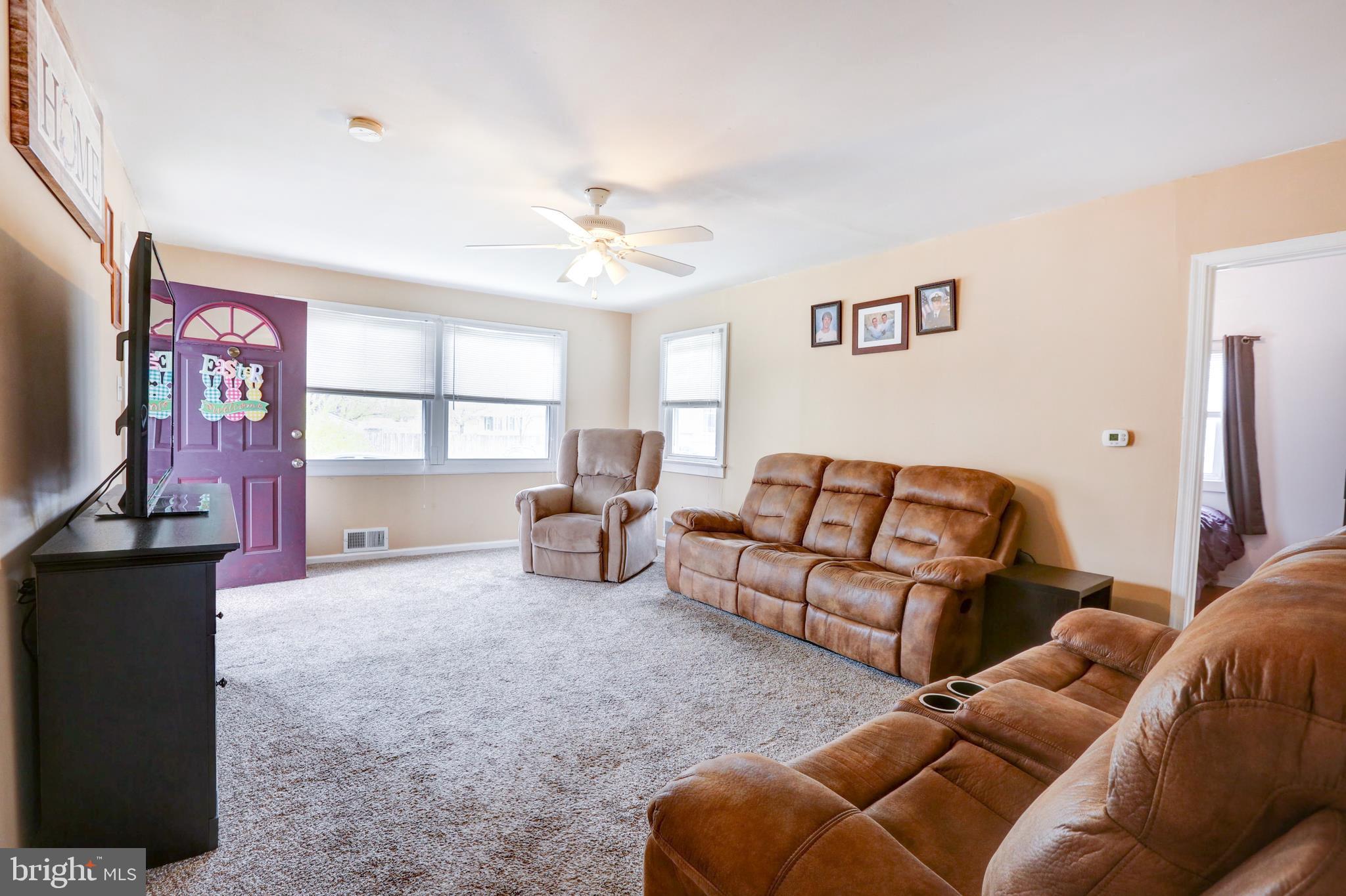 255 B Street Carneys Point, NJ 08069 - Photo 11 of 42